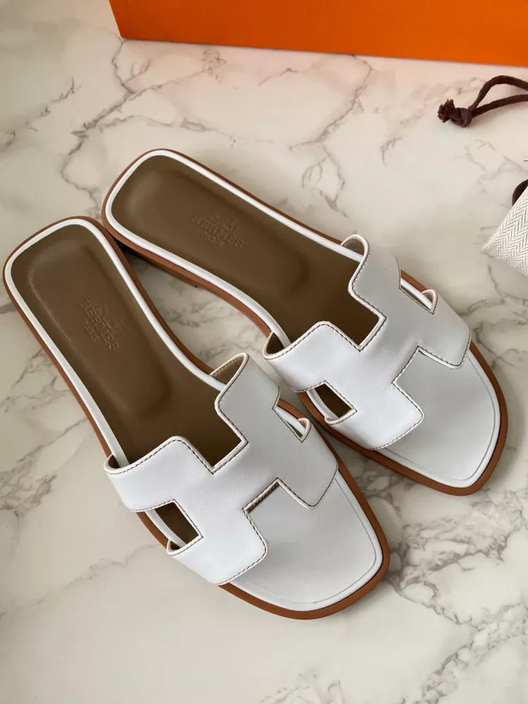 HERMES Oran Sandal Mules Slides Shoes Thong Sandals White